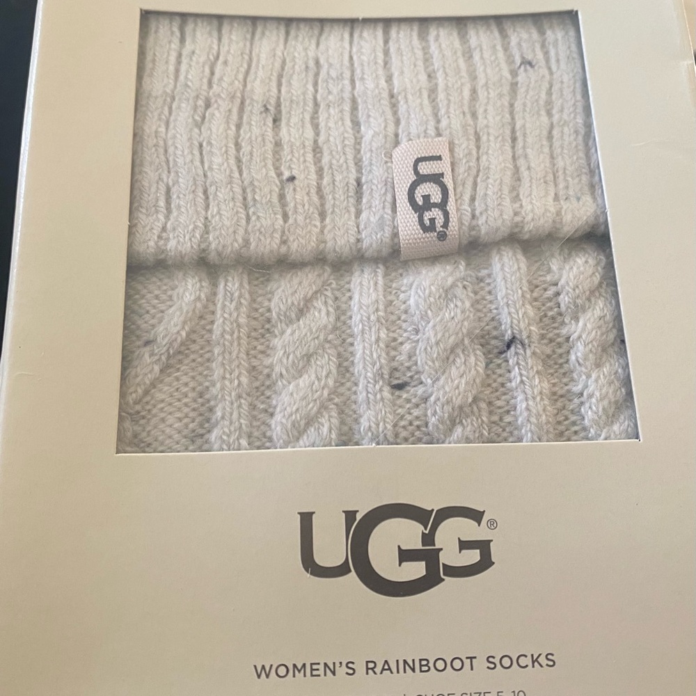 Ugg Socks - Picture 2 of 5
